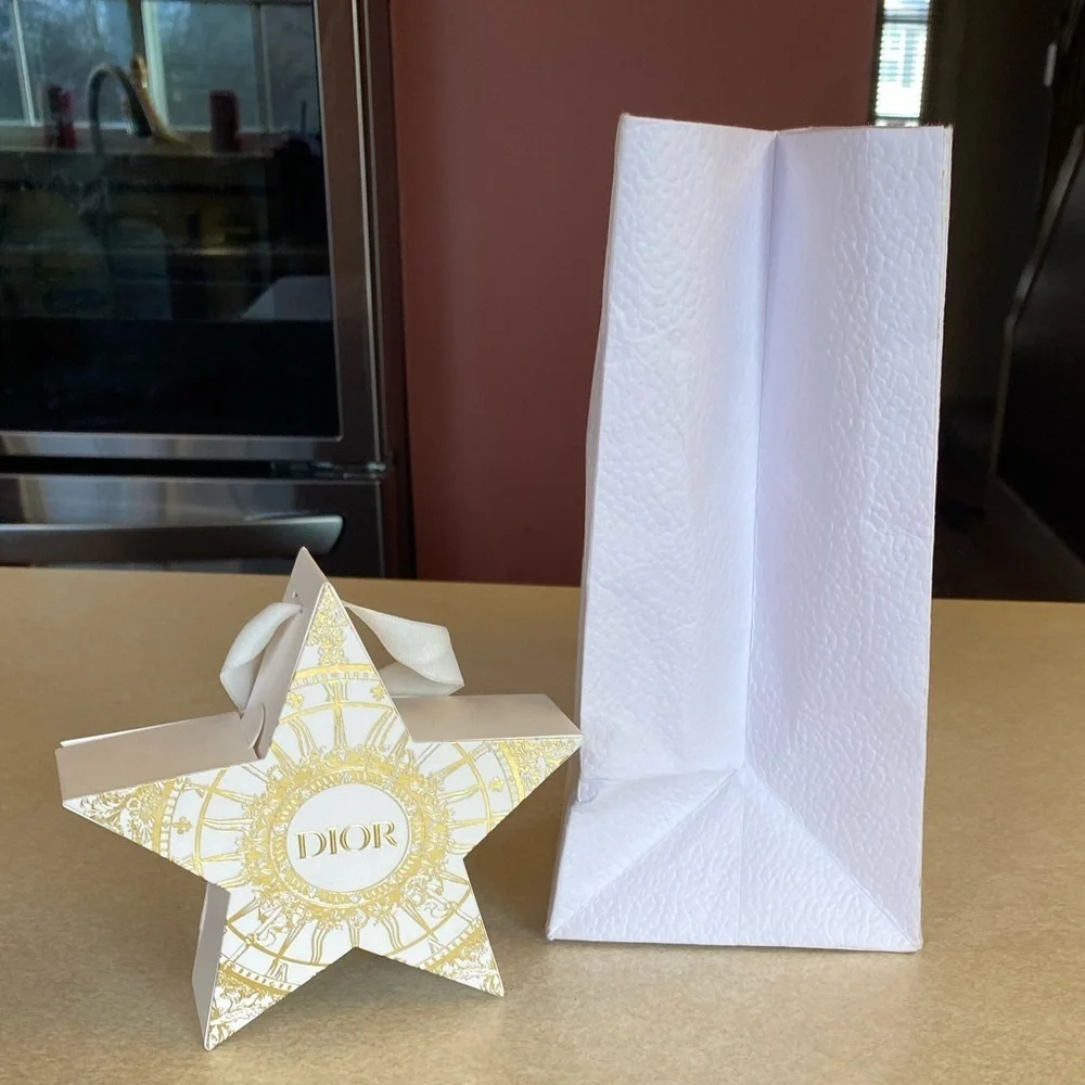 DIOR Gift Bag, EUC - Picture 4 of 7